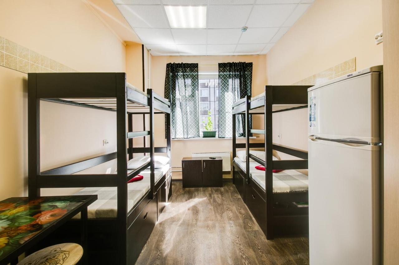 Hostel Berloga Kommunarka  Zewnętrze zdjęcie