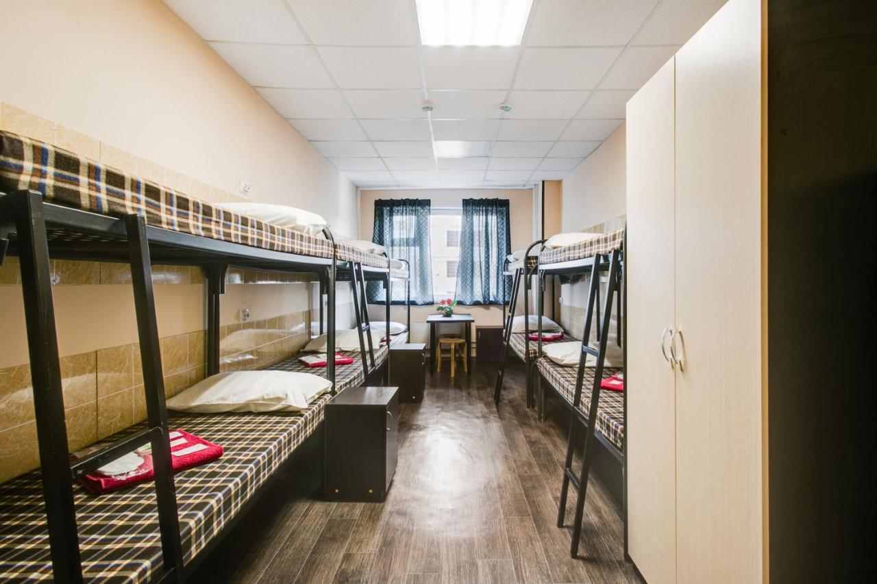 Hostel Berloga Kommunarka  Zewnętrze zdjęcie